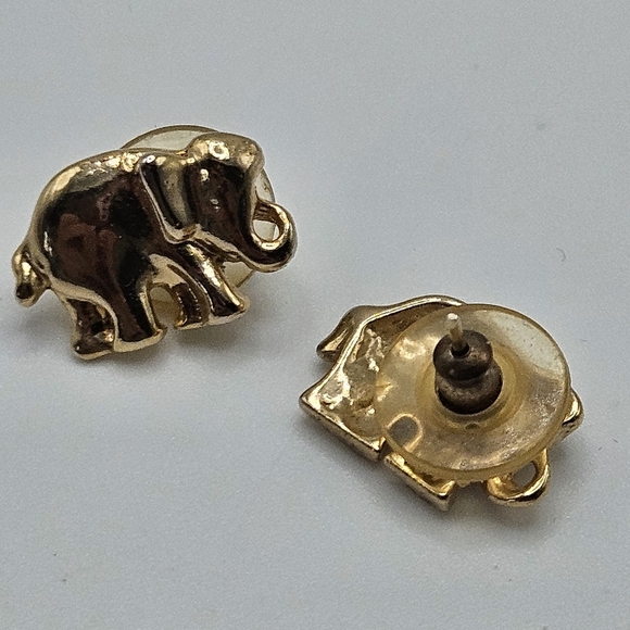 VINTAGE Gold Tone Elephant Post Back Earrings and Small Scatter Pin Brooch - Picture 3 of 5